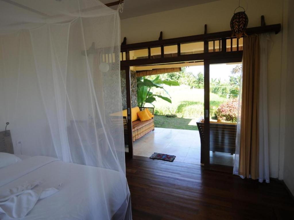 Lesong Hotel And Restaurant Munduk エクステリア 写真