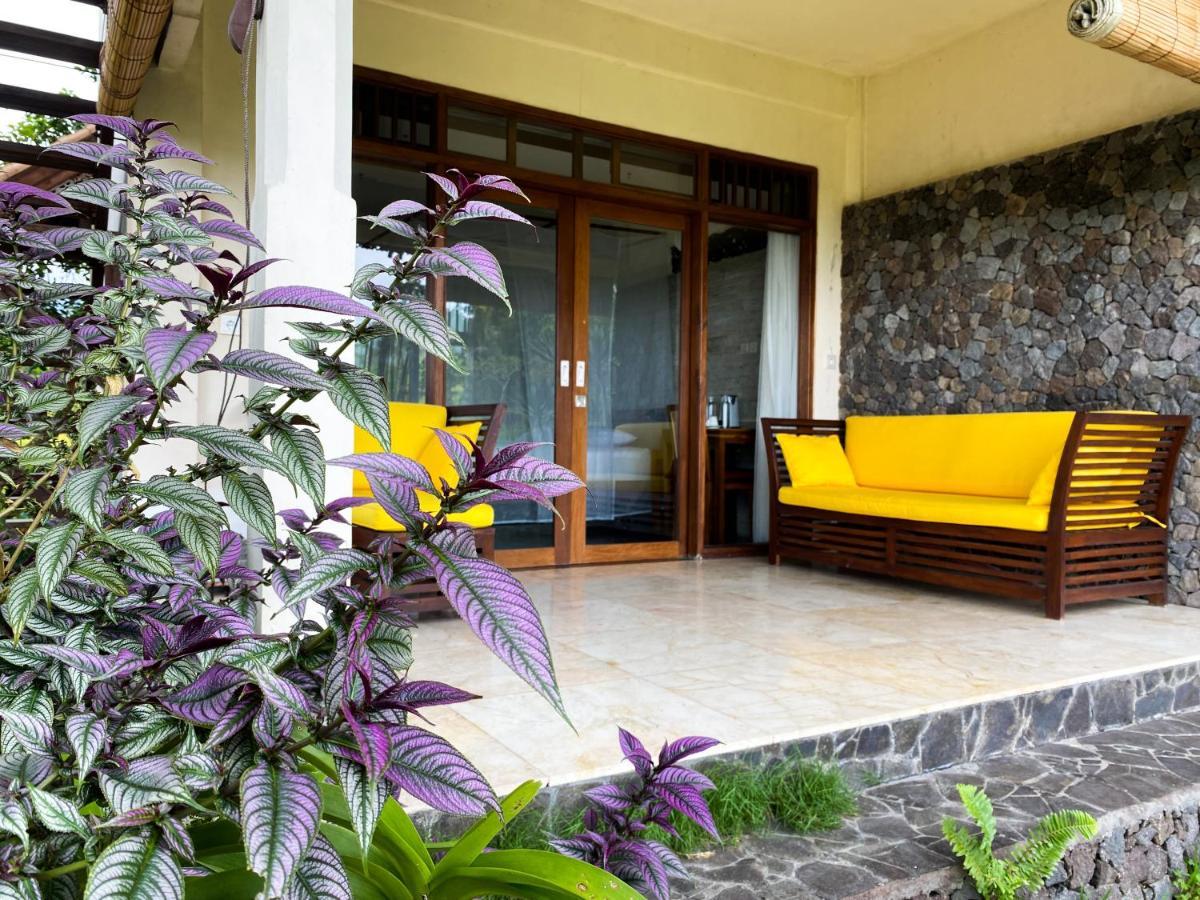 Lesong Hotel And Restaurant Munduk エクステリア 写真