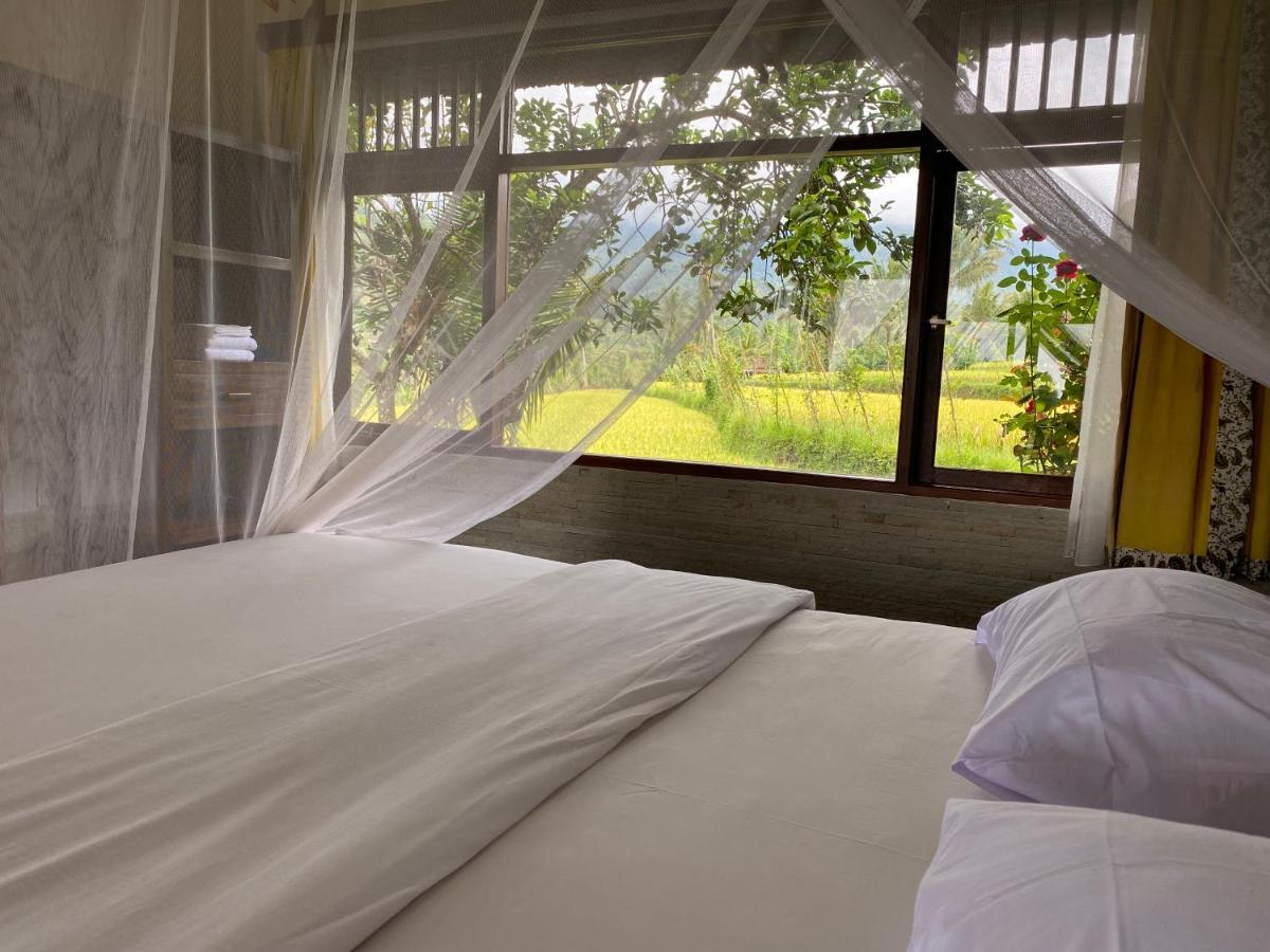 Lesong Hotel And Restaurant Munduk エクステリア 写真