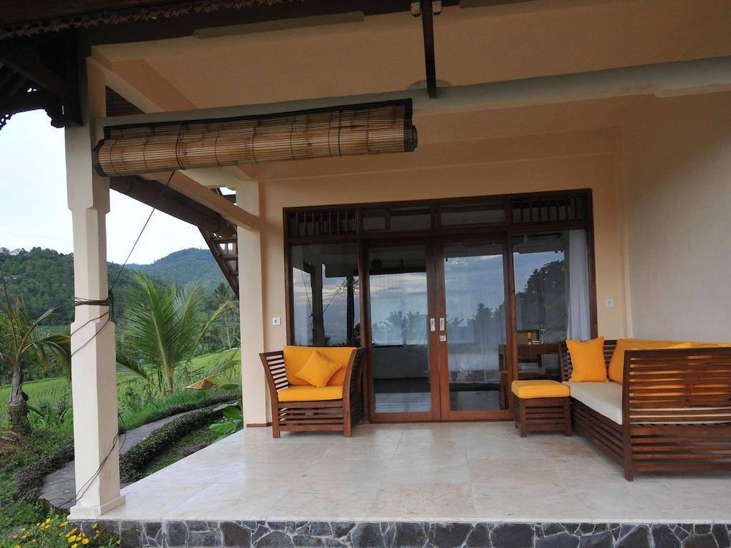 Lesong Hotel And Restaurant Munduk 部屋 写真